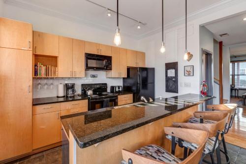Southside Artist Townhouse