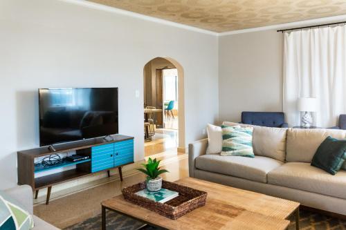 Apartamento Knoxville's Historic Tile House, Private Pool!