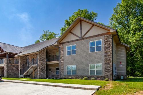 Charming Cades Cove Condo - Community Amenities