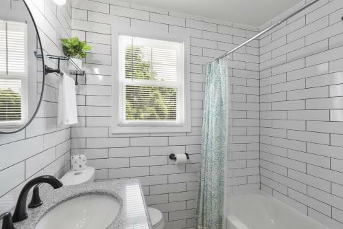 Music City Cozy Cottage