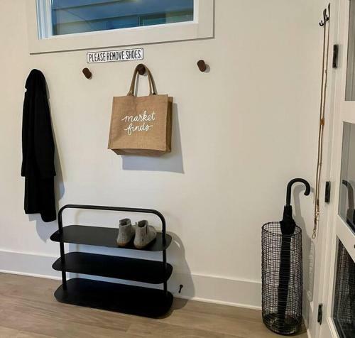 Nashvilla. A Luxe Escape + 3 Miles To Downtown.
