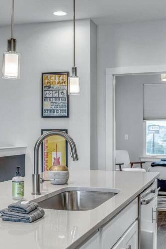 Big New And Modern With Skyline View Mural And Ping Pong