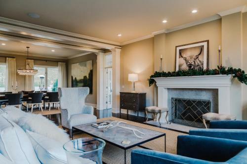 The Above Nashville Ridgetop Estate