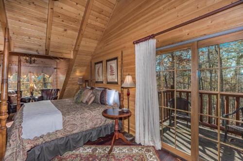 Luxurious 6 Bed, 6 Bath With Indoor Pool, Pool Table And Sweeping Views!