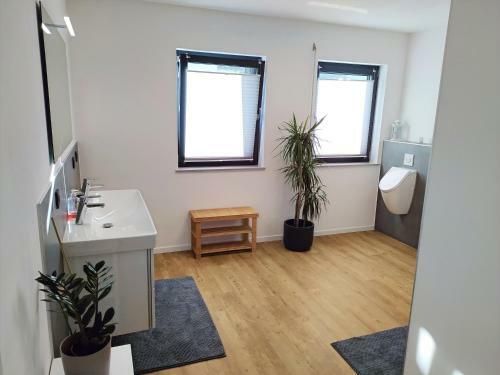 Apartamento Ferienwohnung In Der Rh�n - Neubau 2021