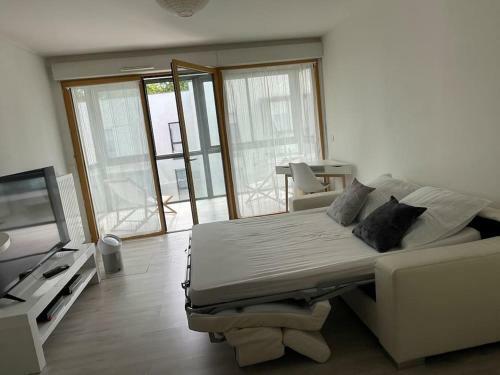 Apartamento Appartement De Standing, Lumineux � 10mn De Cdg
