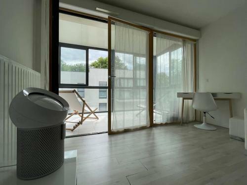 Apartamento Appartement De Standing, Lumineux � 10mn De Cdg