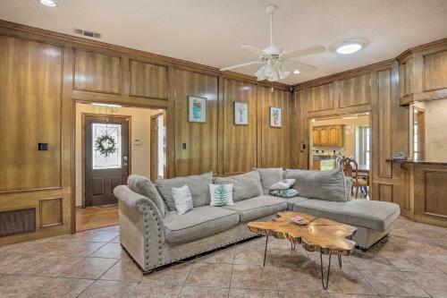 Pet-friendly Garland Home Golf Course View!
