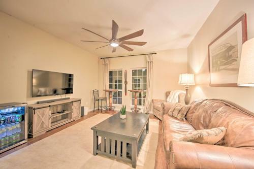 Lovely Hawkins Home With Patio And Hangar Garage!