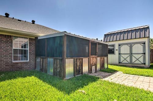 Granbury Home Screened Porch Less Than 2 Mi To Beach