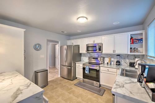 Family-friendly Fort Worth Home With Fire Pit!
