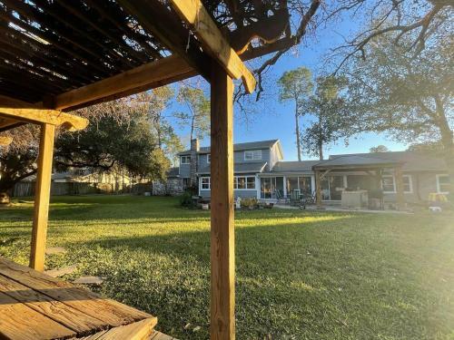 Beautiful Traditional Home*modern Updates*guest Suite B