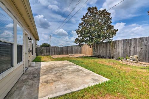 Convenient Katy Retreat - 27 Mi To Houston!
