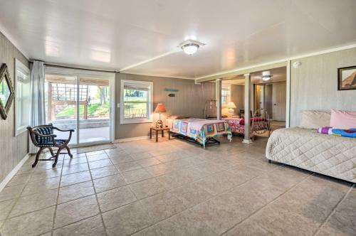 Waterfront Kingsland Home With Boat Dock And Slip