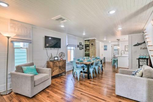 Historic Galveston Home Walk To The Strand!
