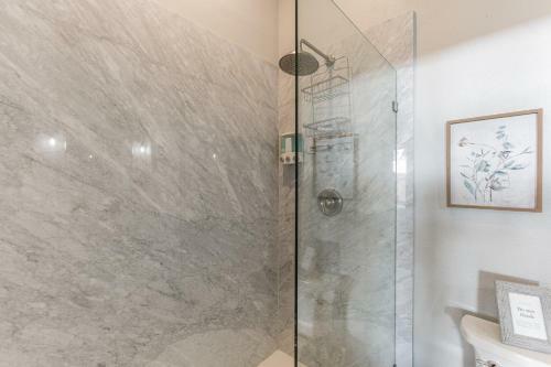 Coastal Corner Immaculate Mid-island Gem Home