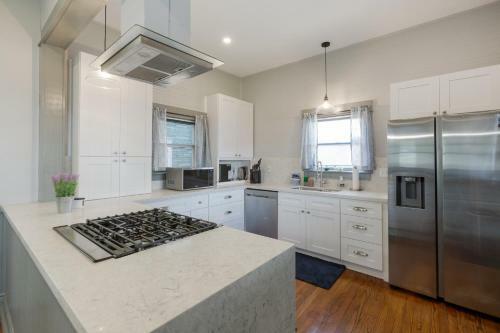 Coastal Corner Immaculate Mid-island Gem Home