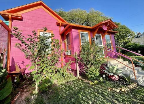 Charming Garden Cottage With Porretto Beach Pass!