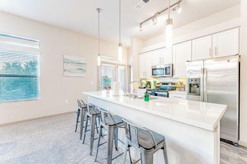Apartamento Vivant - 2br - Spacious King Beds Suite Close To Downtown