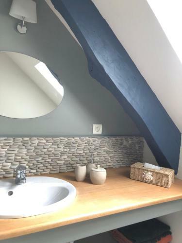 Chambre Priv�e � Deux Pas De Luz-saint-sauveur