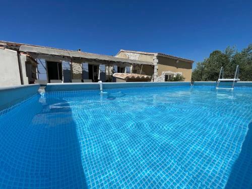 Villa La Valexiane Dans Les Alpilles