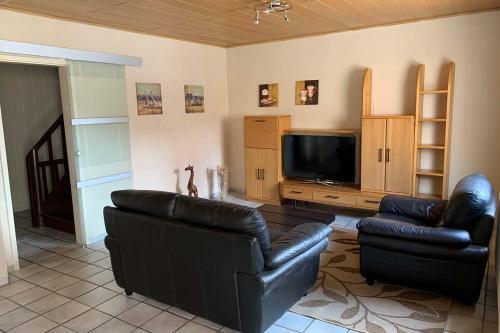 5 Room Apartment In Z�lpich