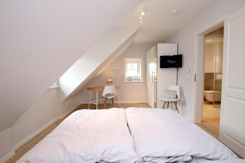 Strandstra�e 2b Rechts, L�tt Seehuus