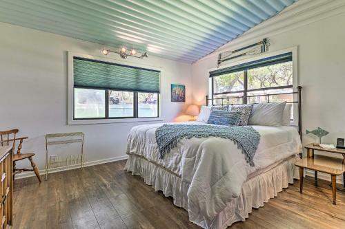 Lakefront Brownwood Home With Private Boat Dock