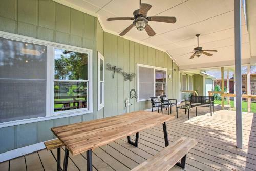 Mabank Family Home At Cedar Creek Reservoir!