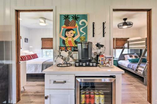 Breezy Surfside Beach Home With Deck And Grill!