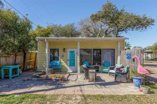 Caprice Cottage - Sun Harbor Cottage #1