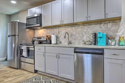 Updated San Antonio Home Near Dtwn And Parks!