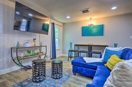 Updated San Antonio Home Near Dtwn And Parks!
