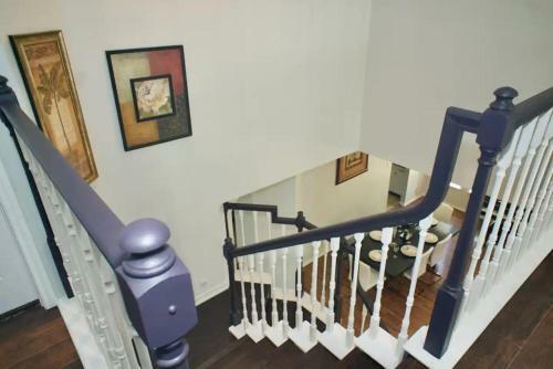 Rare Find Luxurious Cosy Home 5 Bed 3 Bath