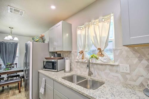 Pet-friendly Home About 7 Mi To Nature Preserve!