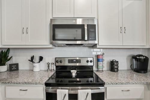 Luxury San Antonio Home Sleeps 6