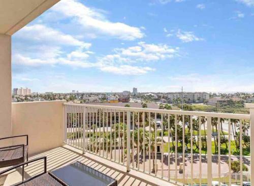 Apartamento 6th Floor Oceanview Condo 2bd 2ba With Pools And Hot Tubs
