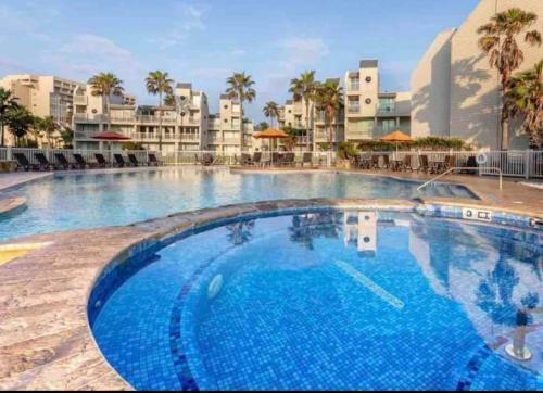 Apartamento 6th Floor Oceanview Condo 2bd 2ba With Pools And Hot Tubs