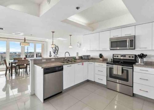 Apartamento 6th Floor Oceanview Condo 2bd 2ba With Pools And Hot Tubs