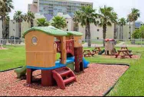 Apartamento 6th Floor Oceanview Condo 2bd 2ba With Pools And Hot Tubs
