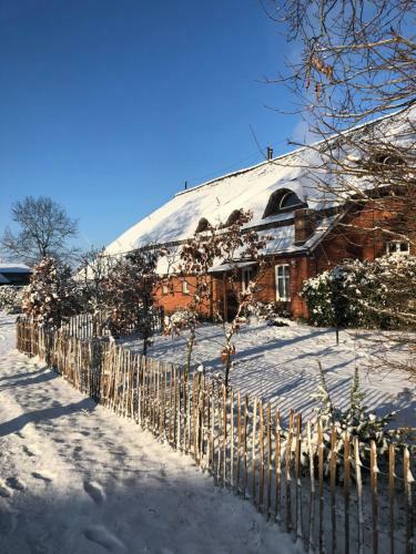 Apartamento Gut Strackholt Fewo Seemannsgarn