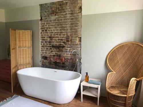 New ! Maison Normande En Bord De Rivi�re