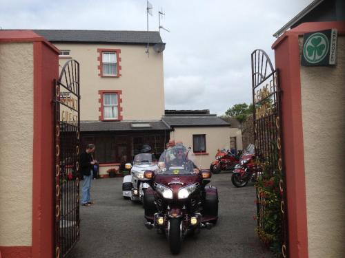Hostal St. George Guest House