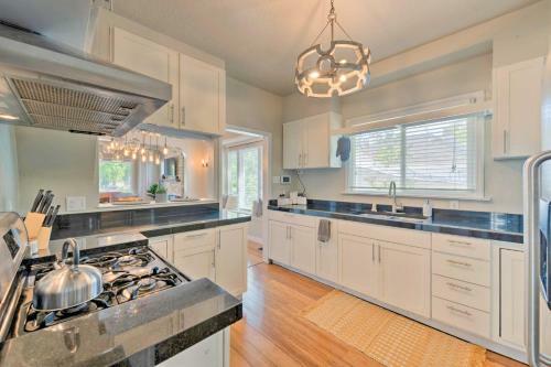 Apartamento Modern Slc Retreat With Yard Walk To Downtown!