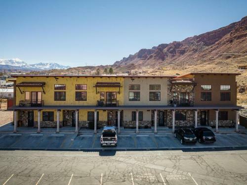 La Dolce Vita Villas #3