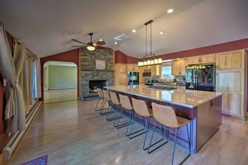 Spacious Wells Oasis With Decks On Little Lake!