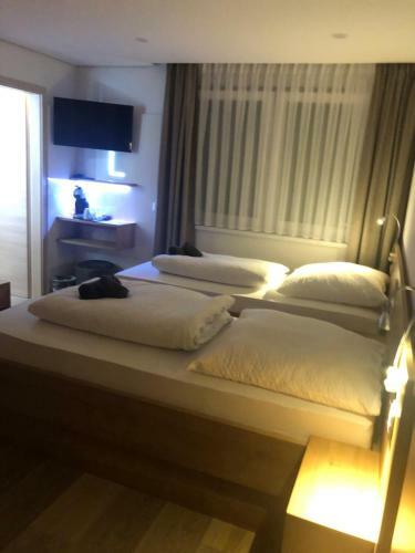 Bed & Breakfast Zimmer-lein