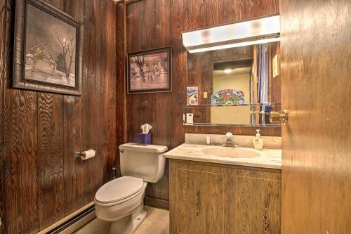 Ski-in And Ski-out Pico Mountain Townhome With Fireplace