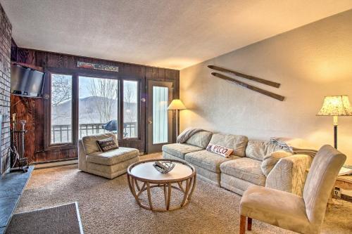 Ski-in And Ski-out Pico Mountain Townhome With Fireplace