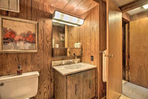 Ski-in And Ski-out Pico Mountain Townhome With Fireplace